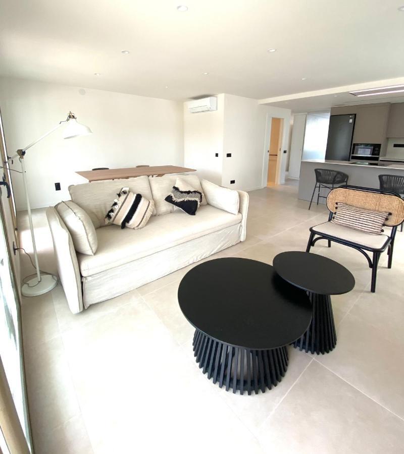 Acacias Suites Apartments سالو المظهر الخارجي الصورة