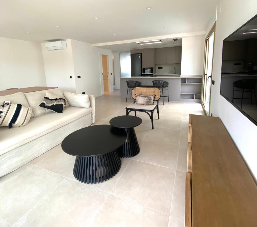 Acacias Suites Apartments سالو المظهر الخارجي الصورة