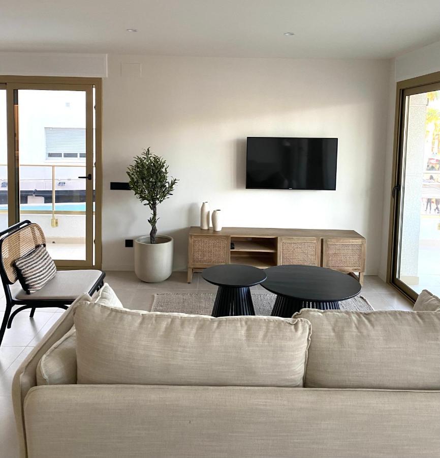Acacias Suites Apartments سالو المظهر الخارجي الصورة